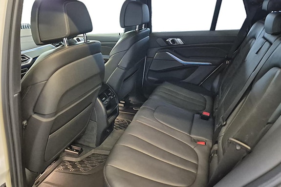 BMW X5 11 of 18