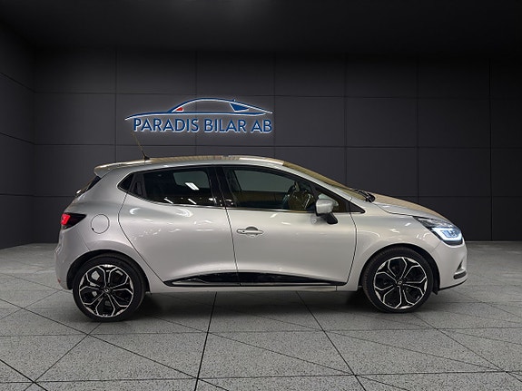 Renault Clio 6 of 30