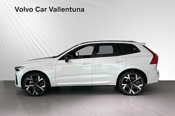 Volvo XC60 3 of 5