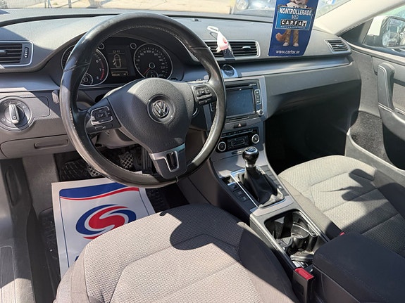 Volkswagen Passat 15 of 20