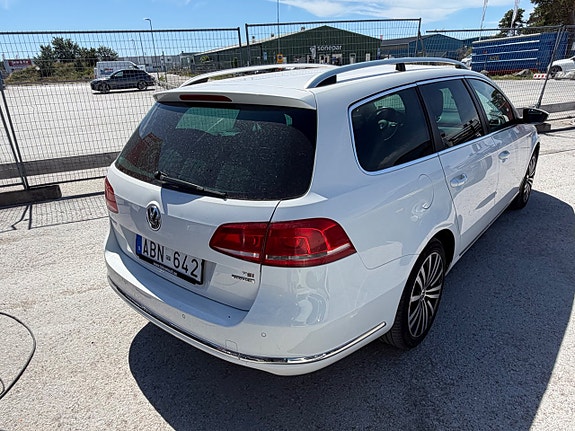 Volkswagen Passat 8 of 20