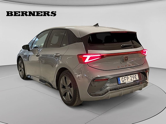Cupra Born 3 of 5