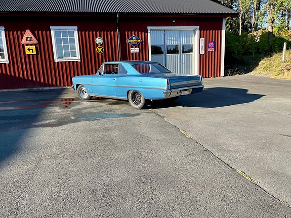Chevrolet Nova 26 of 30