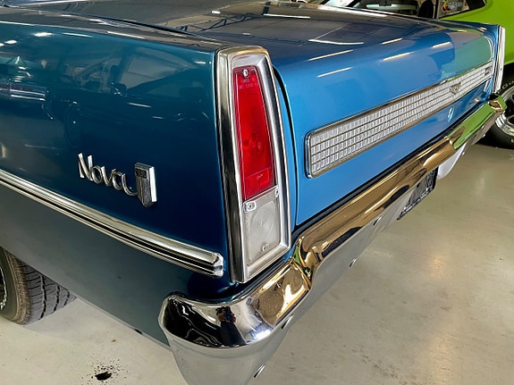 Chevrolet Nova 6 of 30
