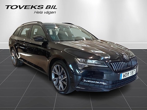 Skoda Superb 3 of 5