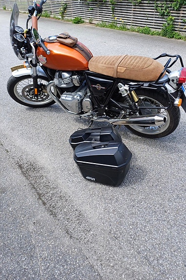 Royal Enfield INTERCEPTOR INT 650 4 of 5