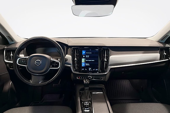 Volvo S90 8 of 16