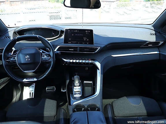 Peugeot 3008 7 of 25