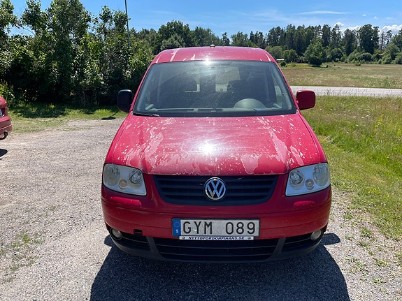 Volkswagen Caddy 2 of 5