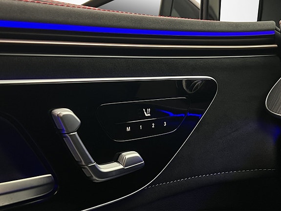 Mercedes-Benz EQE SUV 12 of 30