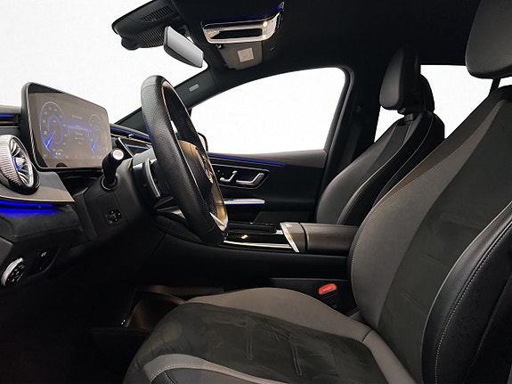 Mercedes-Benz EQE SUV 13 of 30