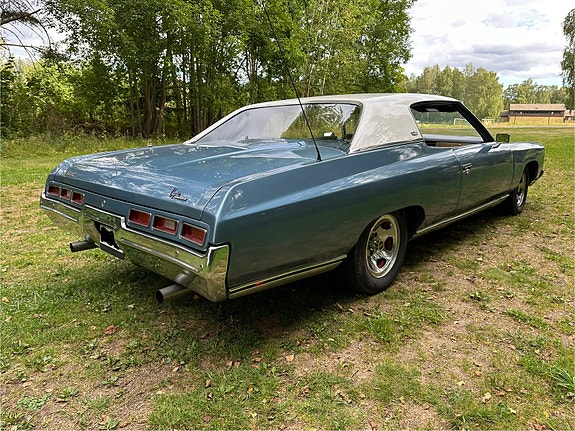 Chevrolet Caprice 4 of 15