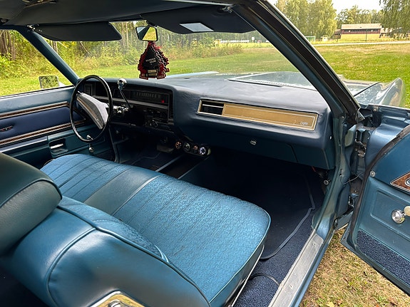 Chevrolet Caprice 10 of 15