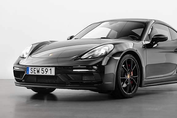 Porsche 718 Cayman GTS 21 of 30