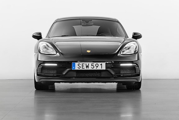 Porsche 718 Cayman GTS 3 of 5