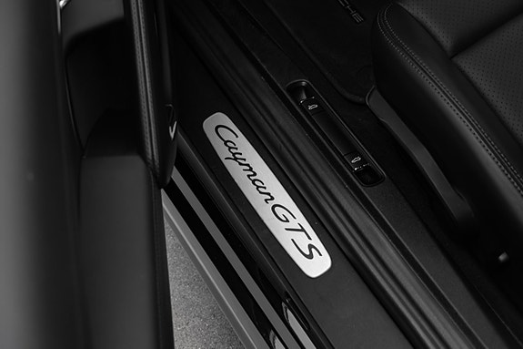Porsche 718 Cayman GTS 19 of 30