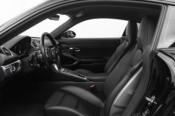 Porsche 718 Cayman GTS 8 of 30