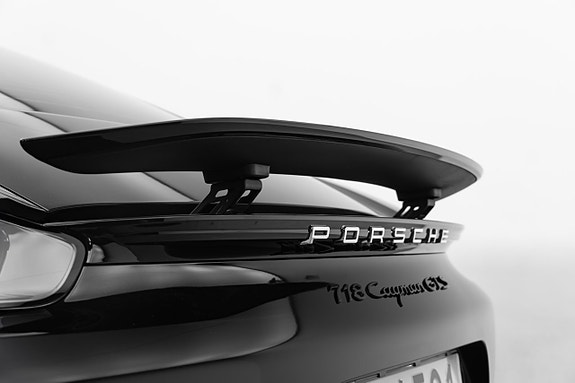 Porsche 718 Cayman GTS 29 of 30