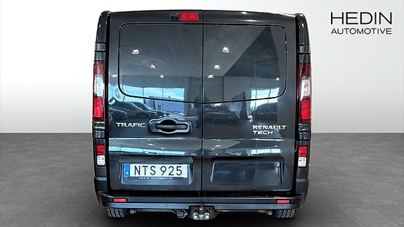 Renault Trafic 7 of 12