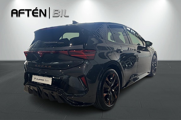 Cupra Born 9 of 21