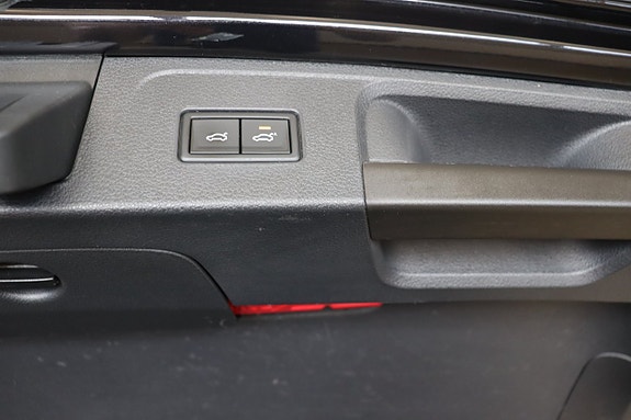 Volkswagen Passat 15 of 30