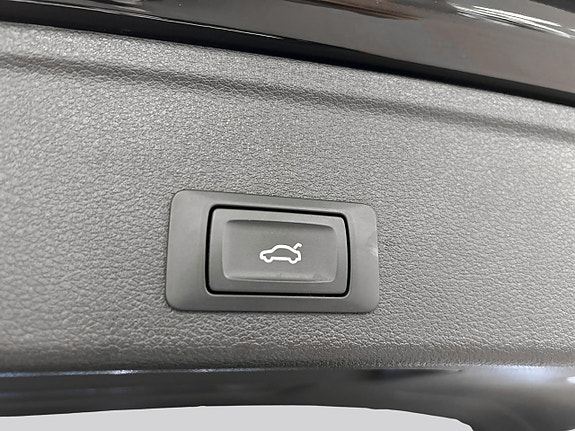 Audi A4 17 of 17