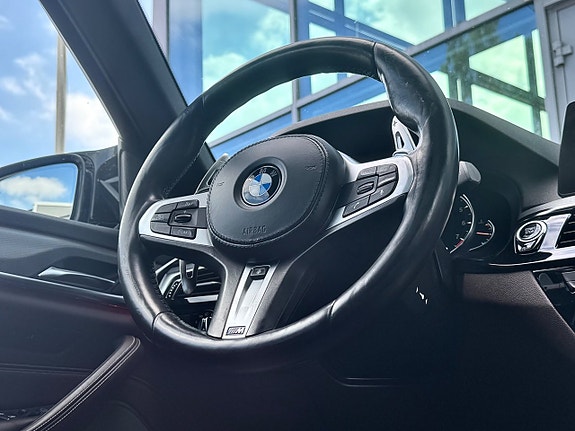 BMW 540i 19 of 24