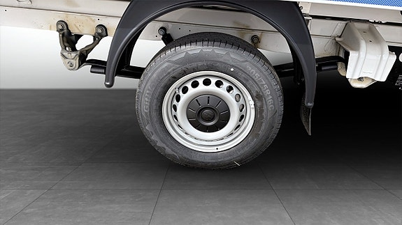 Volkswagen Crafter 6 of 12