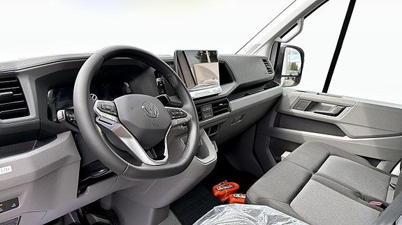 Volkswagen Crafter 7 of 12