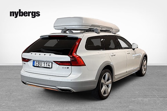 Volvo V90 Cross Country 4 of 5