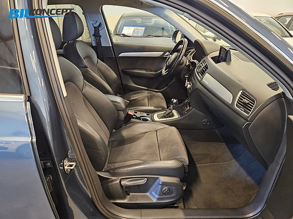 Audi Q3 9 of 18