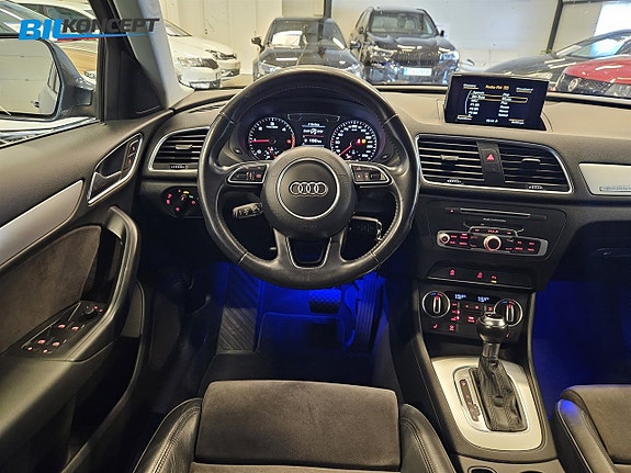 Audi Q3 18 of 18