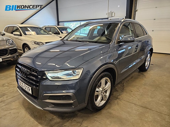 Audi Q3 2 of 5