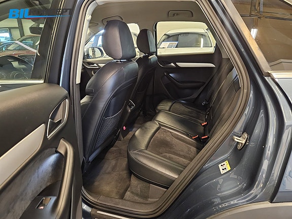 Audi Q3 12 of 18