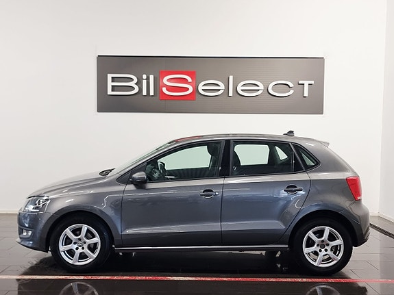 Volkswagen Polo 2 of 5