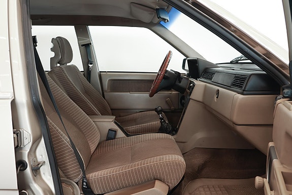 Volvo 740 9 of 12