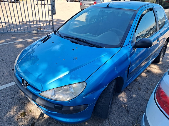 Peugeot 206 4 of 4