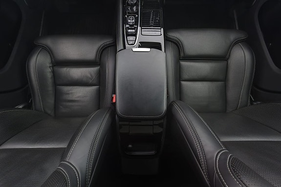 Volvo V60 9 of 23