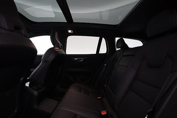 Volvo V60 12 of 23