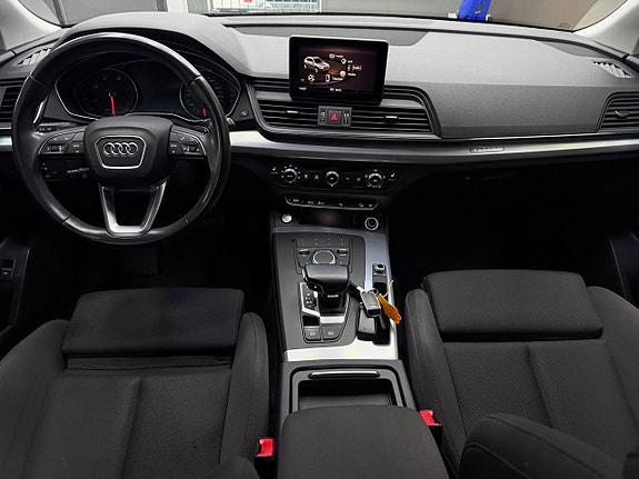 Audi Q5 10 of 19