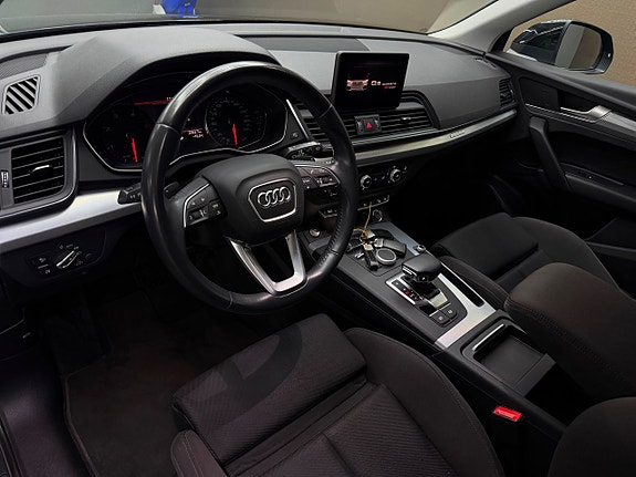 Audi Q5 9 of 19