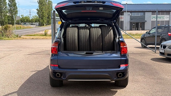 BMW X5 29 of 30