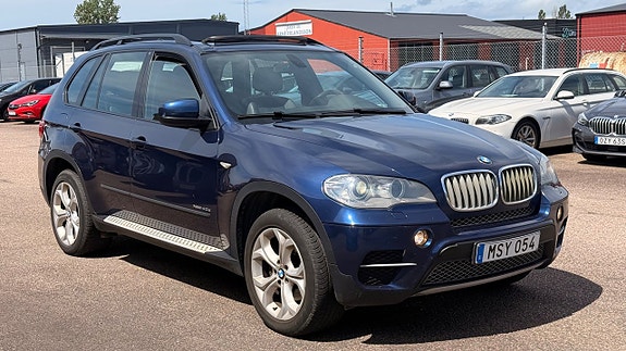 BMW X5 3 of 5