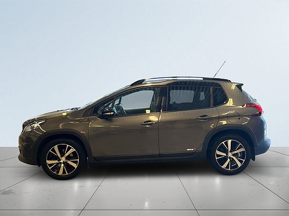 Peugeot 2008 4 of 5