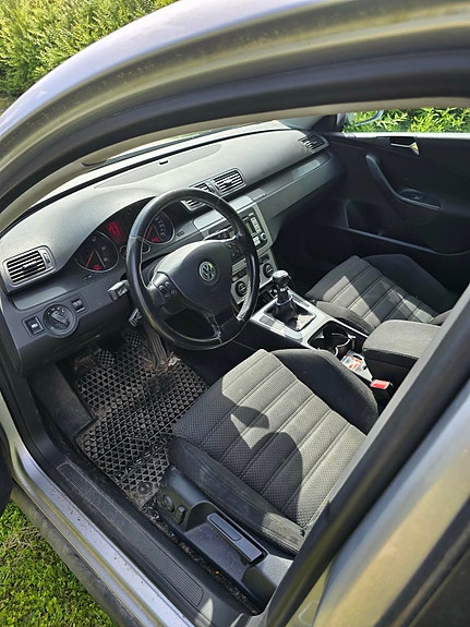 Volkswagen Passat 5 of 5
