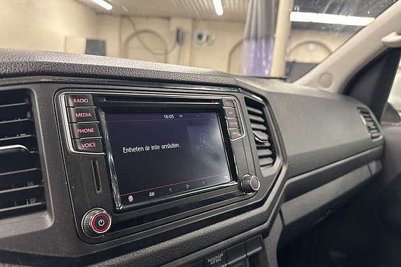 Volkswagen Amarok 10 of 14