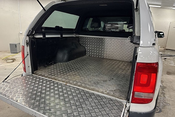 Volkswagen Amarok 13 of 14