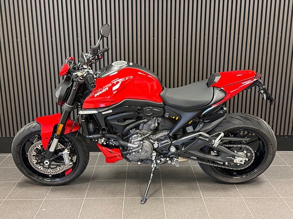 Ducati Monster 4 of 5