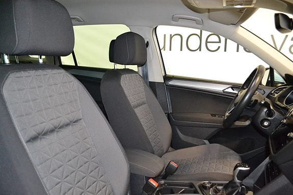 Volkswagen Tiguan 11 of 13