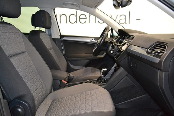 Volkswagen Tiguan 10 of 13